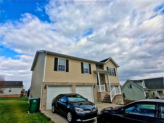 4th image of 707 Emerald Dr