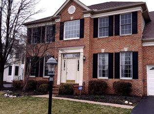 6914 Harlan Sq, New Albany, OH 43054