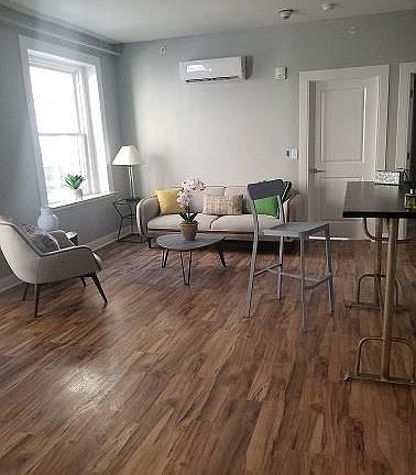 2nd image of 200 W 10th St #10762296