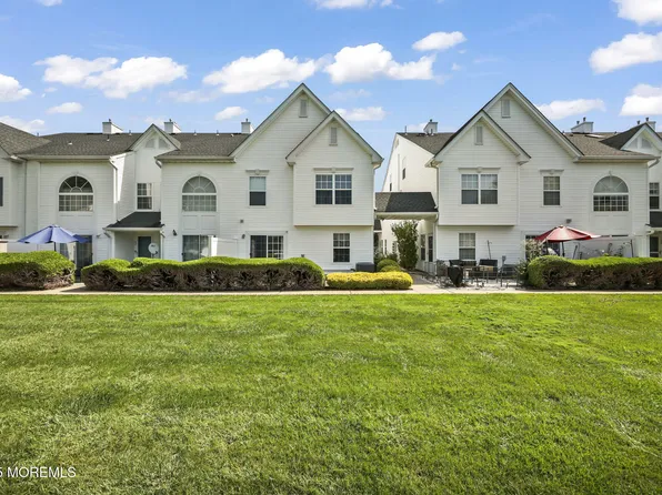 63 Madison Court, Tinton Falls, NJ 07712