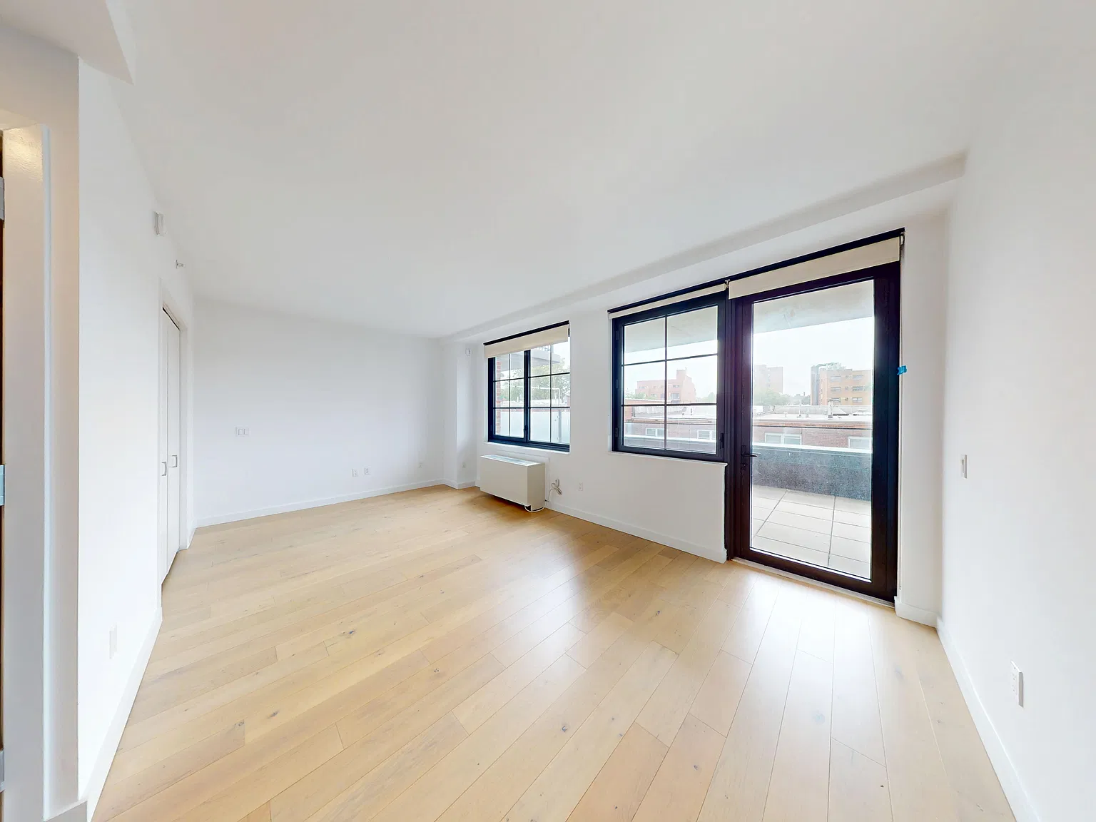 14474 Northern Blvd — Photo 4