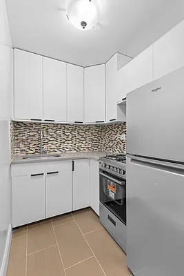 Sold by Corcoran | media 5