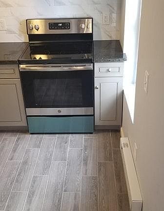 4th image of 1442 Lombard St #2R
