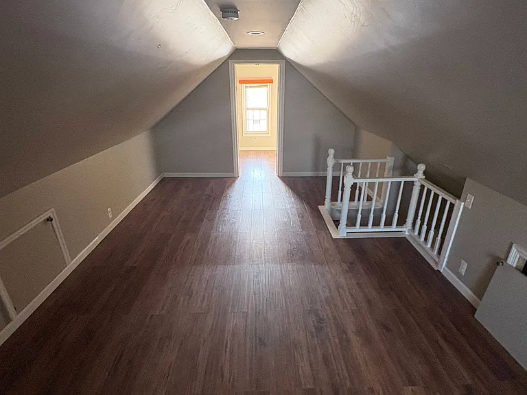 516 Forest St #2 — Photo 10
