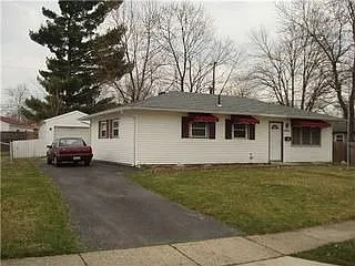 886 Brian Dr photo 1