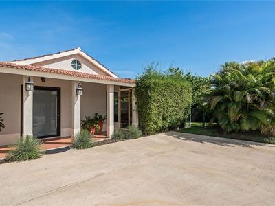 346 Camino Del Cpe, Dorado, PR, 00646