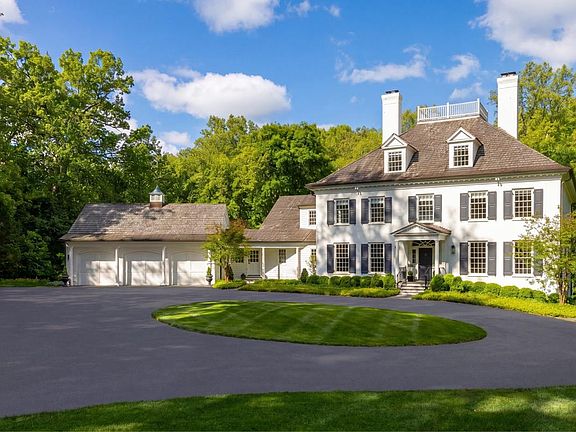 3rd image of 8611 Country Club Dr