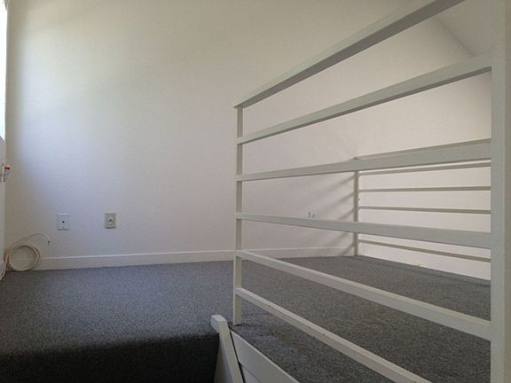 4th image of 151 Shipley St #247R