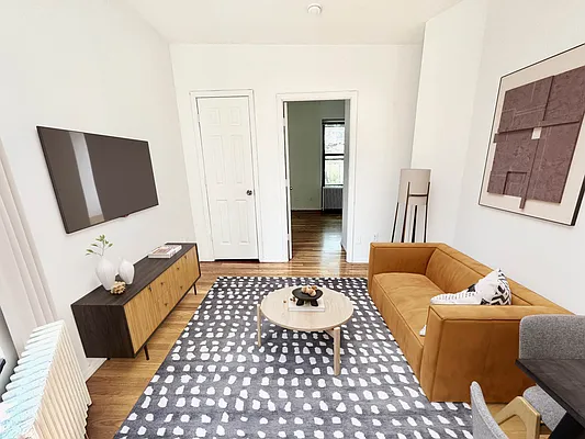 Rented by J PRESTON AND ASSOCIATES INC | media 8