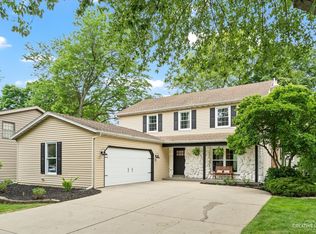 6460 New Albany Rd, Lisle, IL 60532