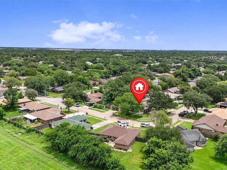 3208 Woodstone Dr — Photo 40