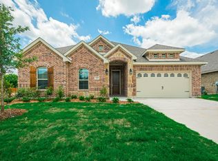 1569 Country Crest Dr, Waxahachie, TX 75165
