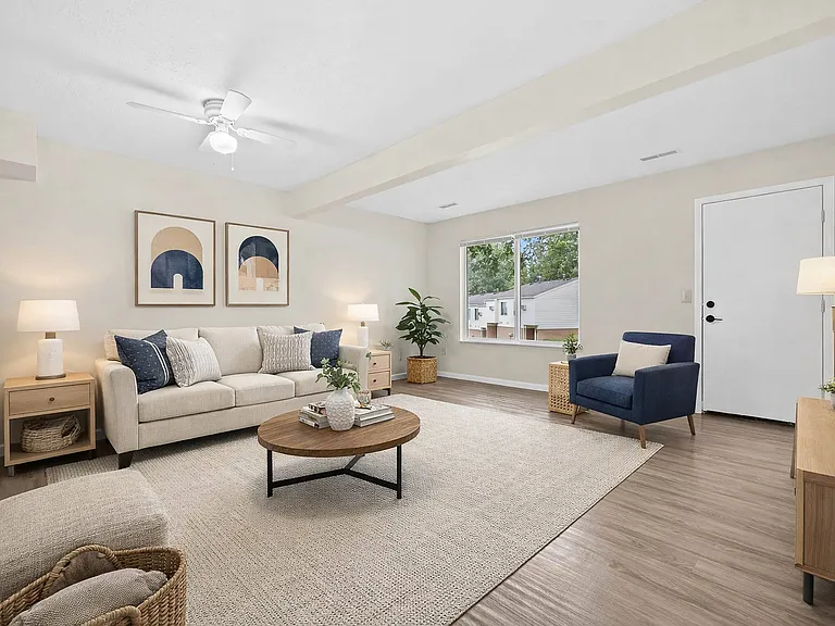 Indian Valley Apartments — Photo 12