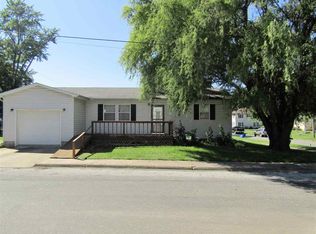 200 S Jefferson St, Lewistown, IL 61542