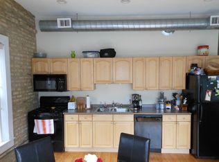 1614 W Belmont Ave APT 202, Chicago, IL 60657