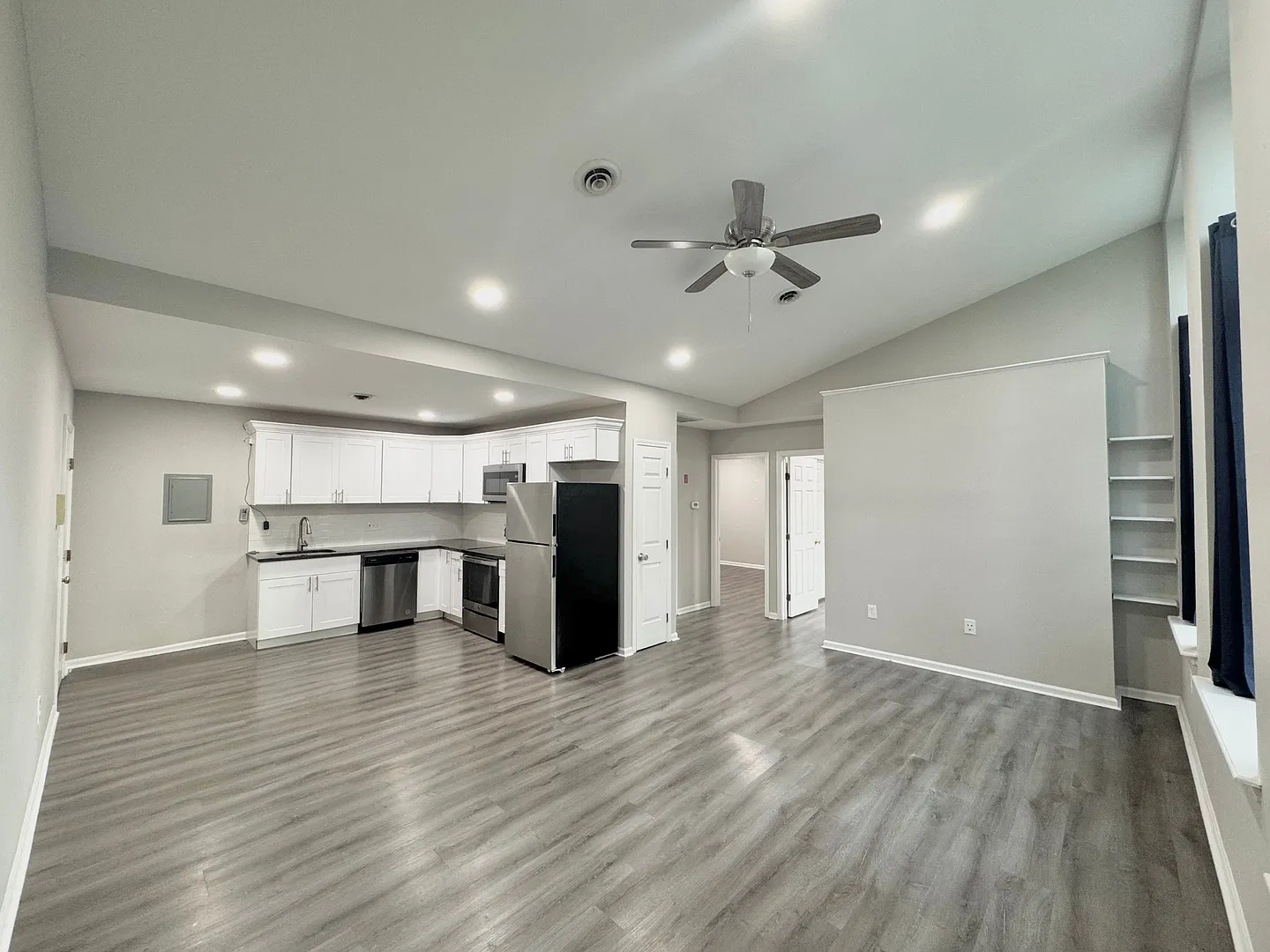 Oak Ave Apartments — Photo 3
