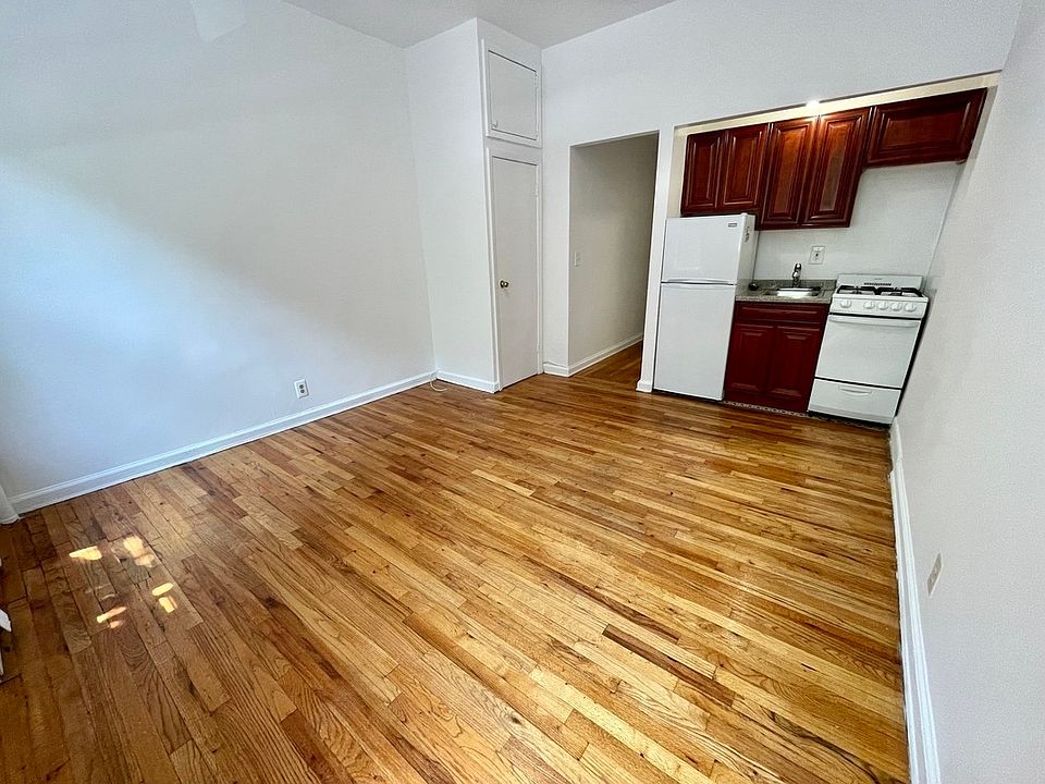 1st image of 205 W 91st St APT 1D