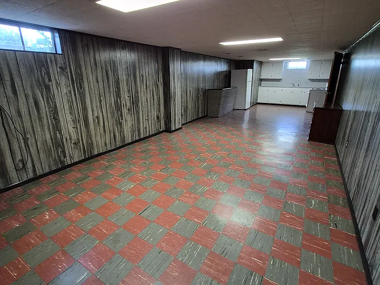 324 Church Ave SE — Photo 20