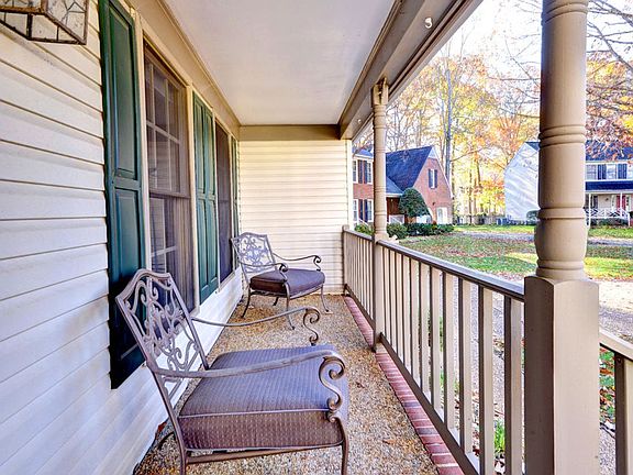 5th image of 411 Willards Way