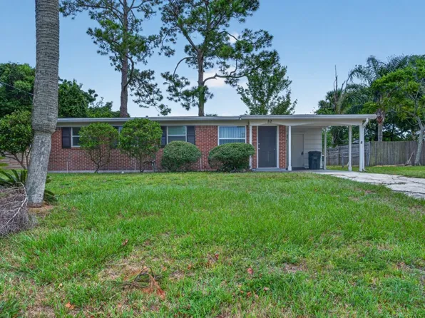87 Saratoga Cir S, Atlantic Beach, FL 32233