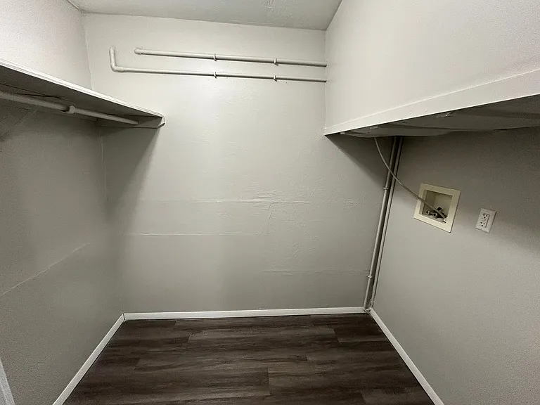 806 W 23rd Ave #18 — Photo 18