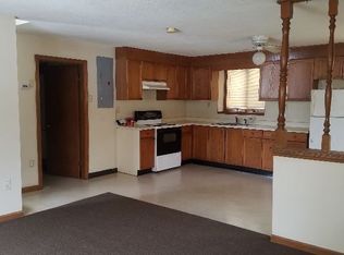 86 Albert St, Indian Orchard, MA 01151