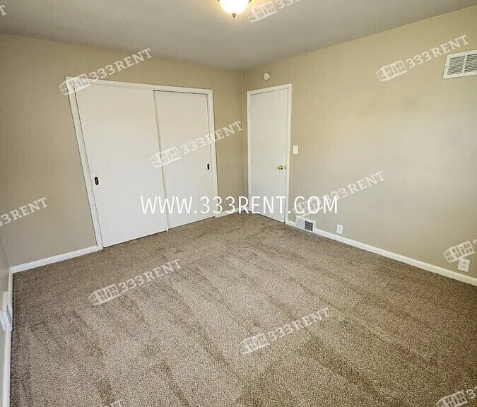 9123 Walnut St — Photo 8