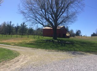 8245 Beulah Rd, Madisonville, KY 42431