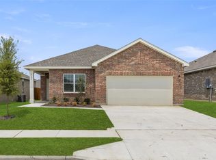8345 Hawkview Dr, Fort Worth, TX 76179