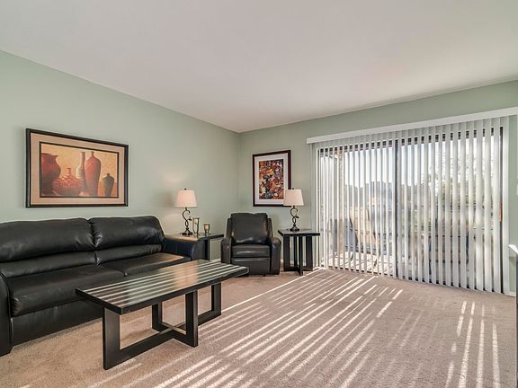 4th image of 16540 E Gunsight Dr Unit 2003