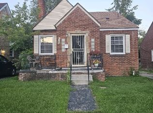 15484 Saint Marys St, Detroit, MI 48227