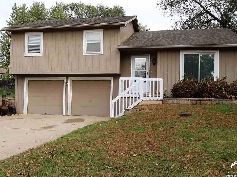 117 S Village Ter, Tonganoxie, KS 66086 Zillow