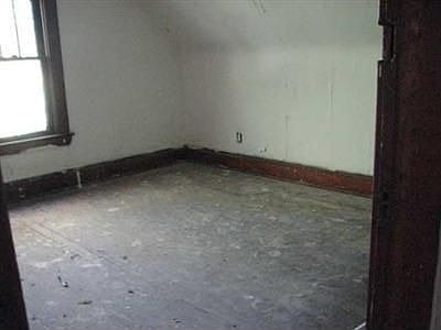 2nd image of 10010 Parkgate Ave