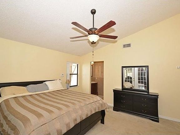 5th image of 11135 Fountain Lake Blvd
