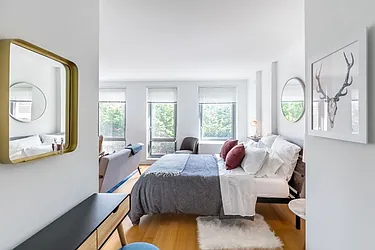 Rented by Pinnacle City Living