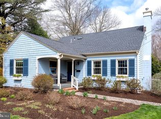 11 Maple Ln, Pennington, NJ 08534