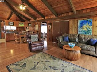 164 Kealaloa Ave, Makawao, HI 96768