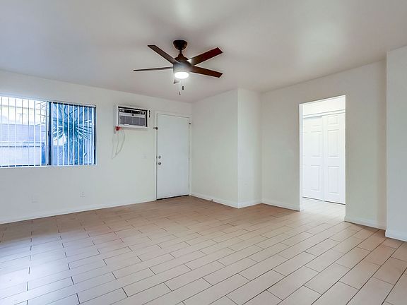 4th image of 14662 Rayen St APT 4