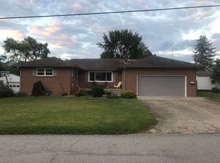 7902 2nd St, Masury, OH