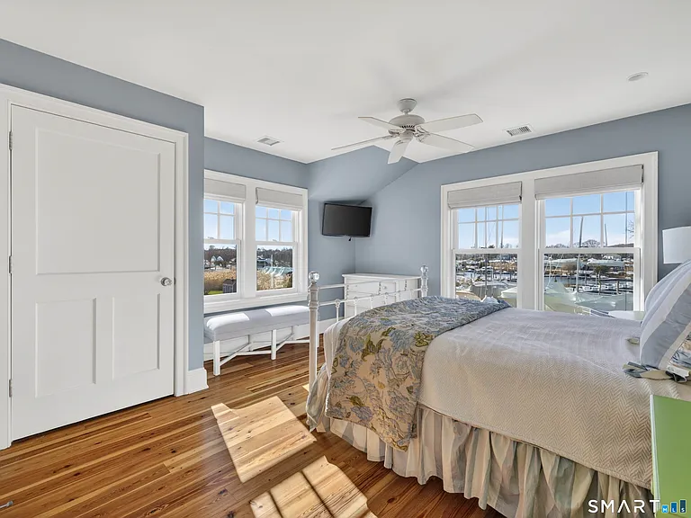 505 Seaside Ave — Photo 32