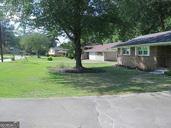 5th image of 2455 Thornton Dr