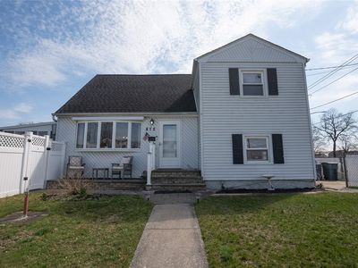872 Adams Street, Baldwin, NY, 11510