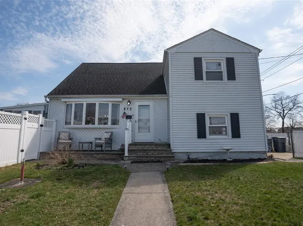 872 Adams Street, Baldwin, NY 11510