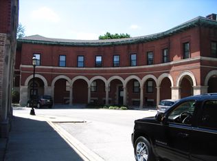 618 E 112th St, Chicago, IL 60628