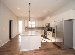 1042 Bexton St #182, Charlotte, NC 28273