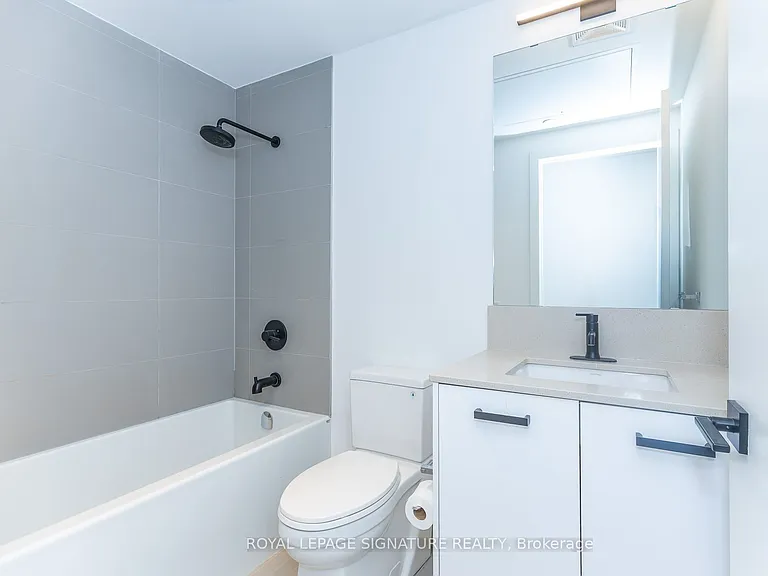 1888 Queen St E #204 — Photo 6