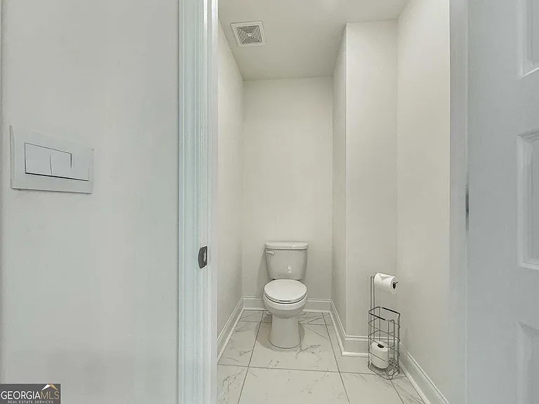 1160 Kendron Ln #16 — Photo 25