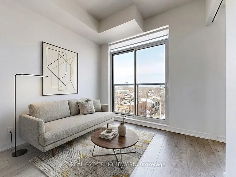 297 College St #722 — Photo 3