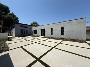 19525 Cantara St, Reseda, CA 91335