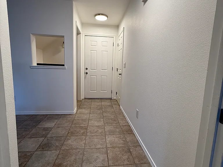 540 NW Portland Ave #1 — Photo 14